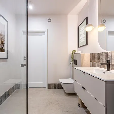 Comfy Aparts Sw Mikolaja Apartamento *