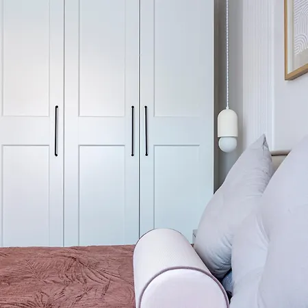 Comfy Aparts Sw Mikolaja Apartamento